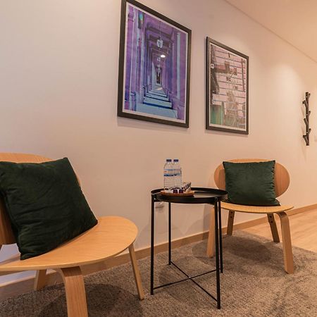 7Min To Uni Se-Velha - Ac - Work Desk - 300Mbs Wifi Bed & Breakfast Coimbra Bagian luar foto