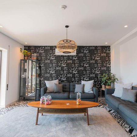 7Min To Uni Se-Velha - Ac - Work Desk - 300Mbs Wifi Bed & Breakfast Coimbra Bagian luar foto