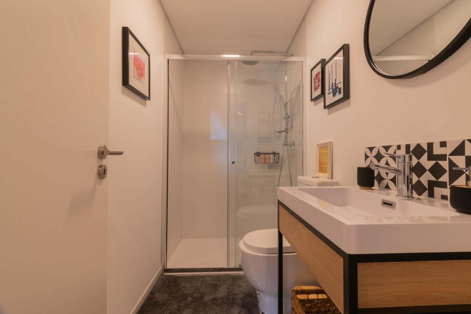 7Min To Uni Se-Velha - Ac - Work Desk - 300Mbs Wifi Bed & Breakfast Coimbra Bagian luar foto