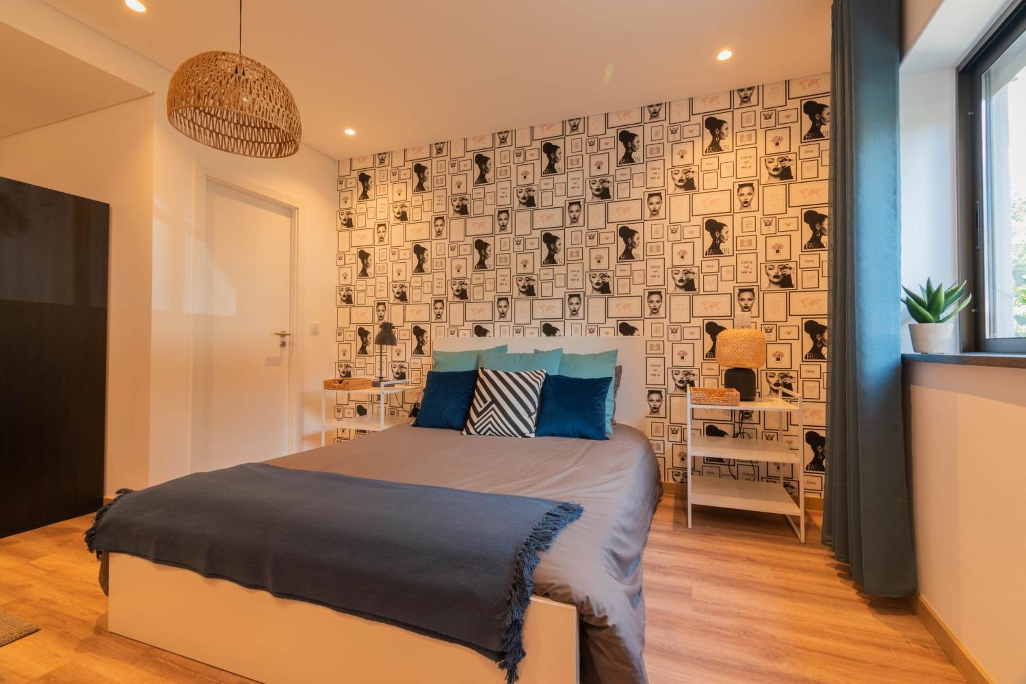 7Min To Uni Se-Velha - Ac - Work Desk - 300Mbs Wifi Bed & Breakfast Coimbra Bagian luar foto